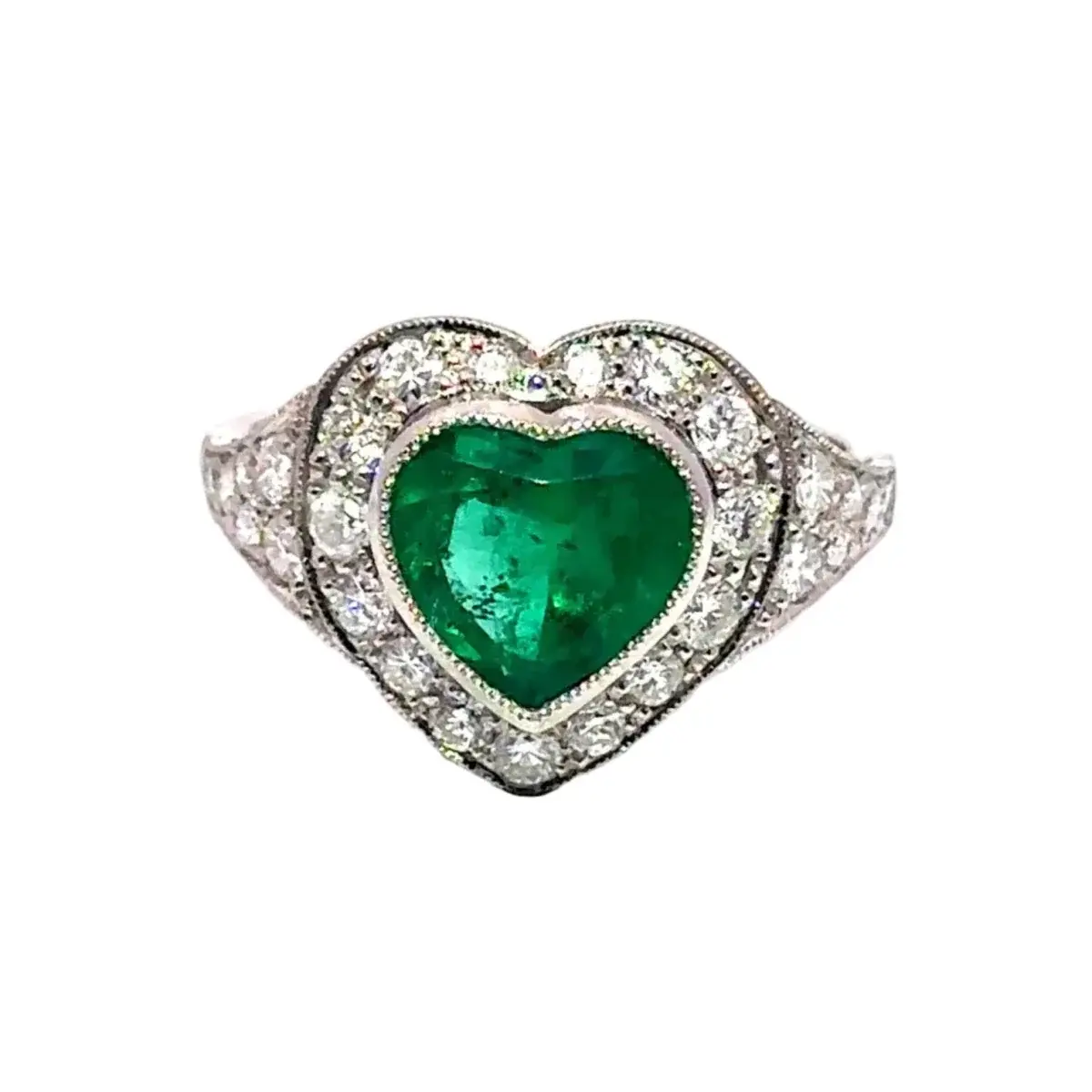 Bague Entourage en platine, émeraude et diamants