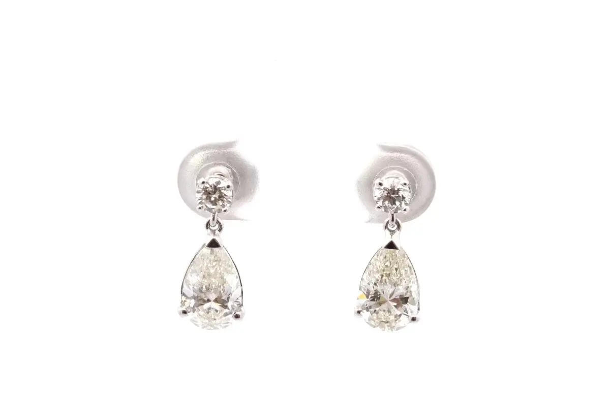 Boucles d'oreilles en or et diamants