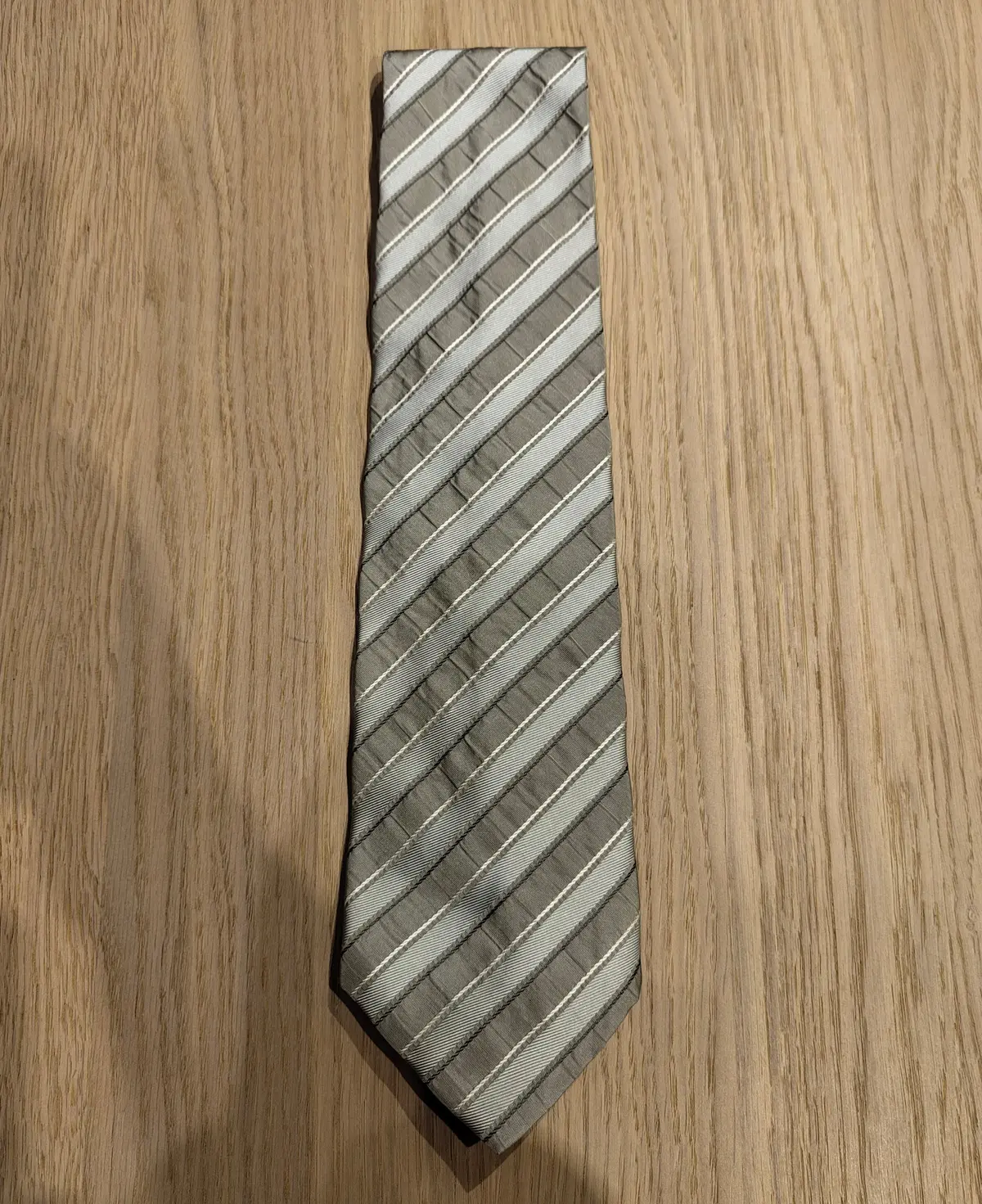 Hugo Boss · Ties · Silk