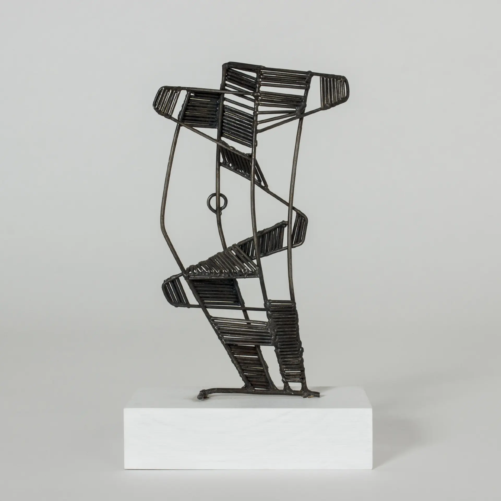 “Kadrilj” sculpture by Fred Leyman