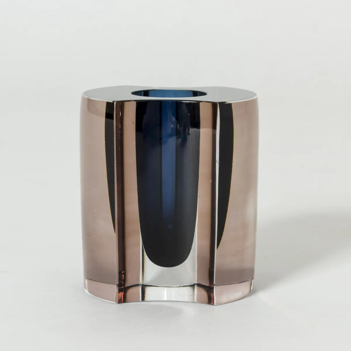 Glass vase by Mona Morales-Schildt