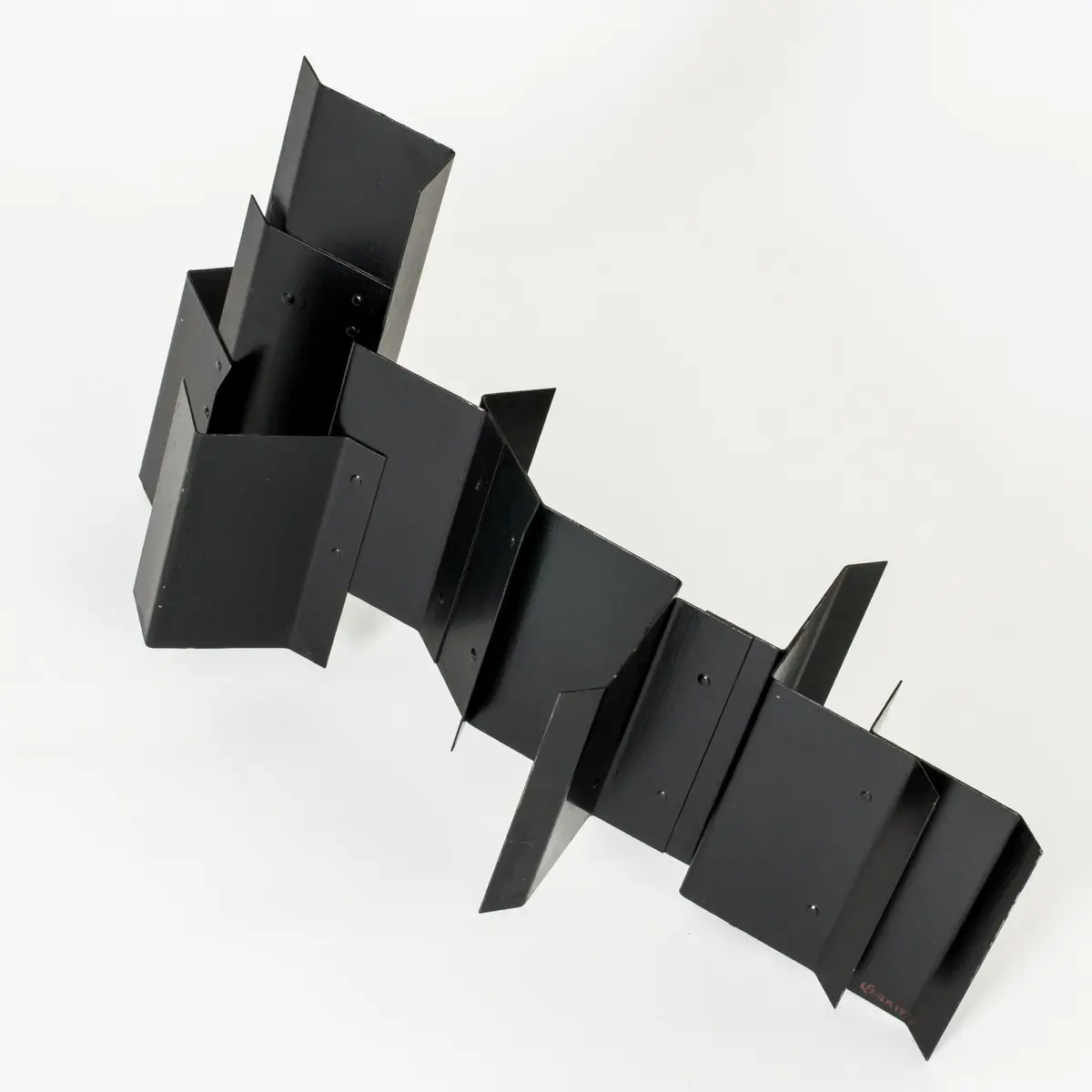 Sculpture “P16” by Lars Erik Falk