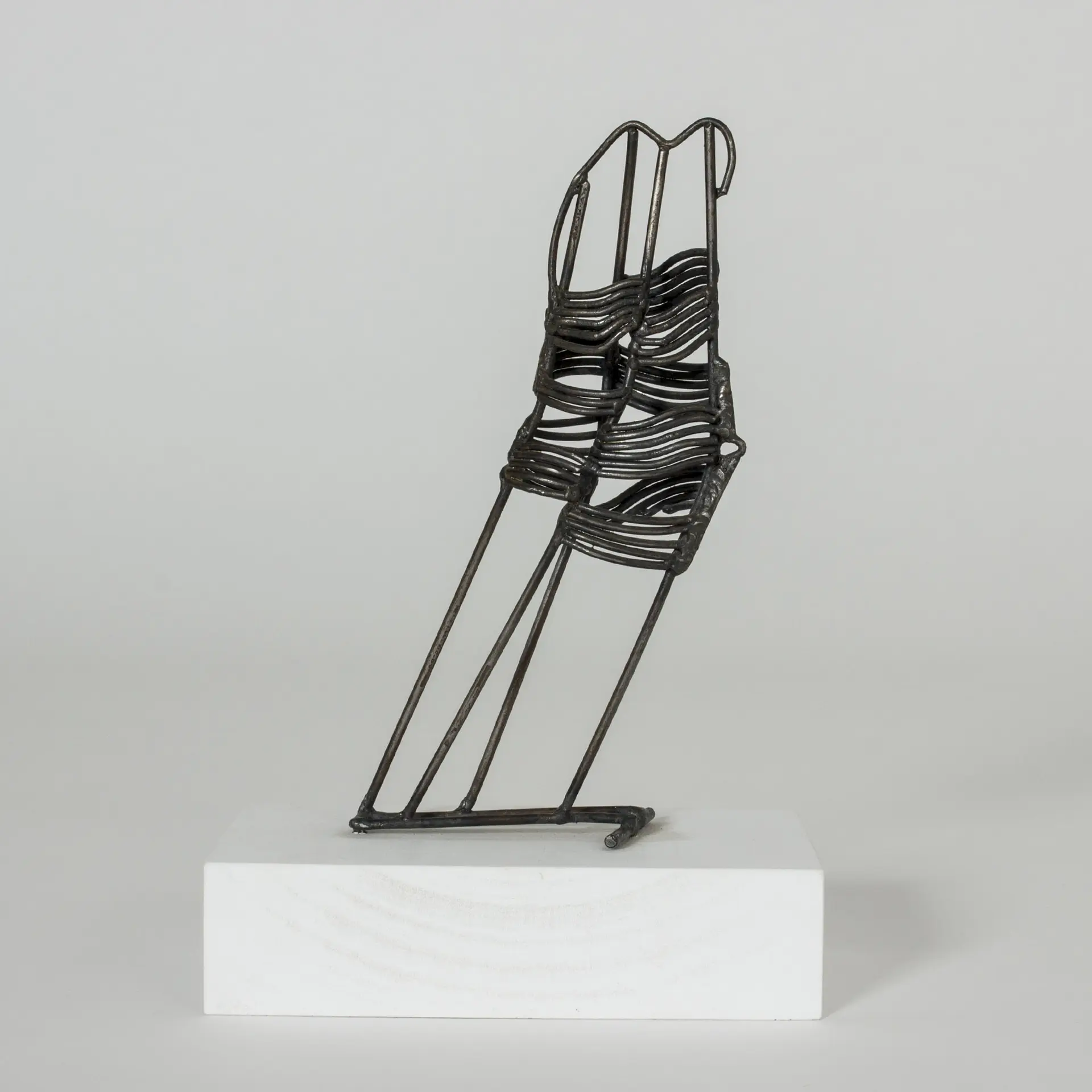 “Kadrilj” sculpture by Fred Leyman