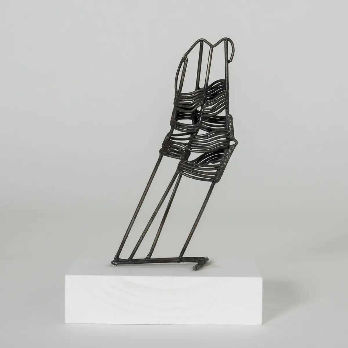 “Kadrilj” sculpture by Fred Leyman