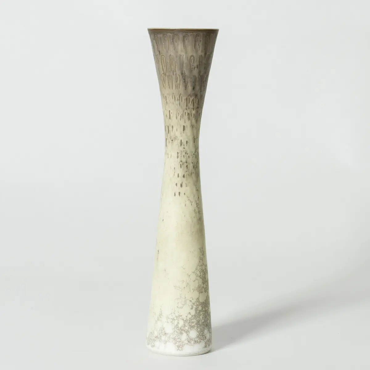 Stoneware vase by Carl-Harry Stålhane