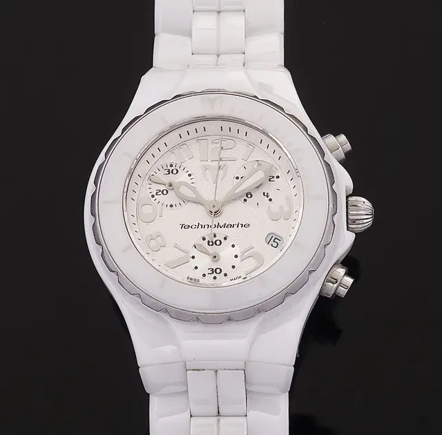 TECHNOMARINE - Lot 390
