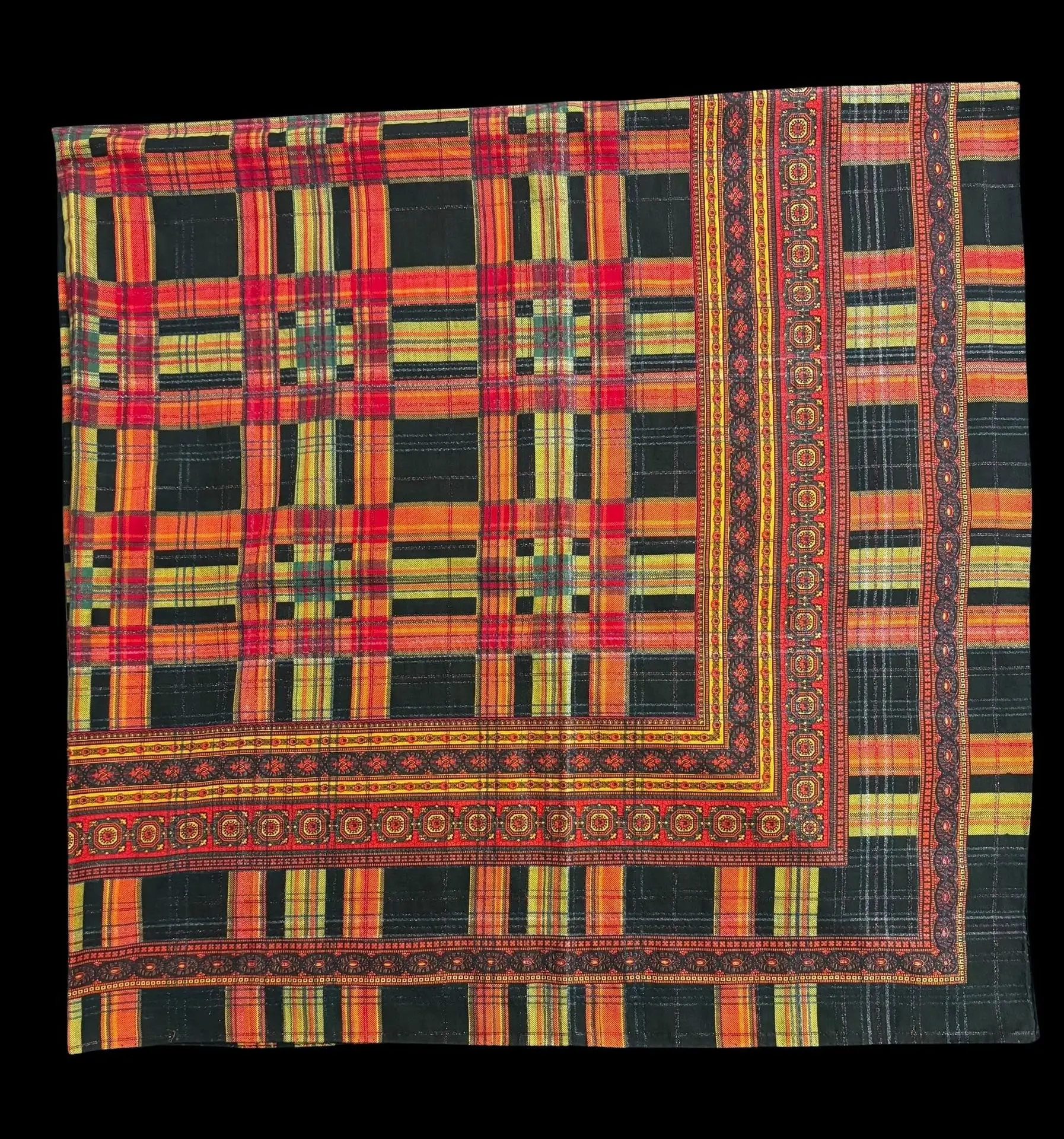 YVES SAINT LAURENT - Lot 27