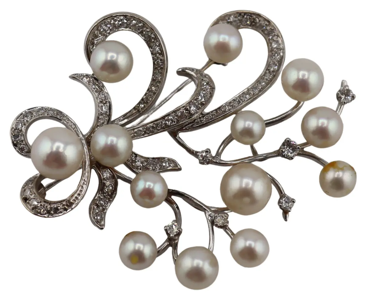 JEWELRY. 13.5kt Gold Pearl and Diamond Brooch.