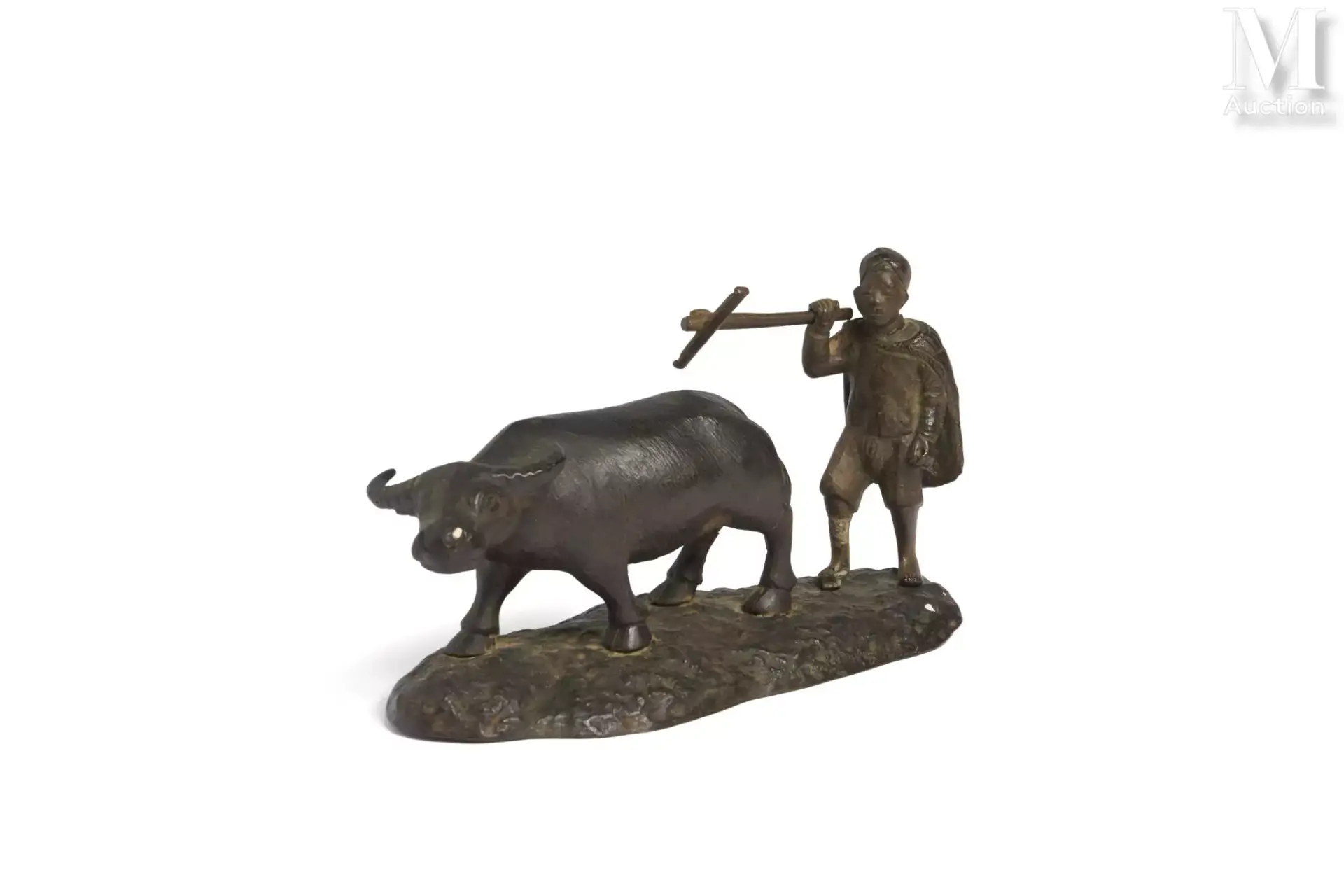 VIETNAM, XXe siècle Groupe en bronze
