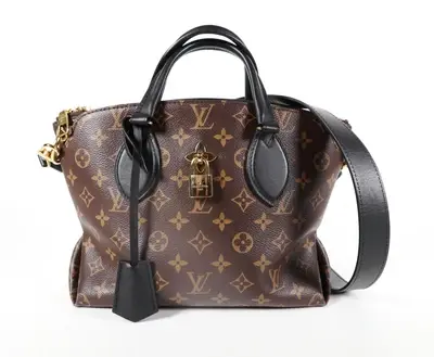 LOUIS VUITTON Flower Zipped PM