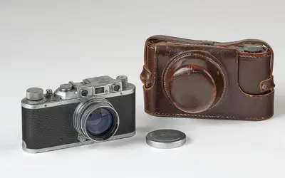 LEICA II