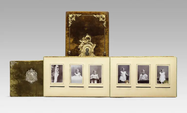 Sammlung von 4 Photoalben mit …
