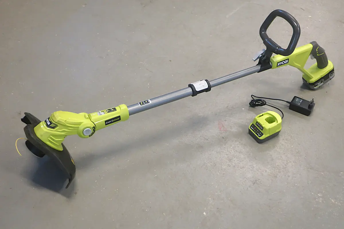 TRIMMER RYOBI