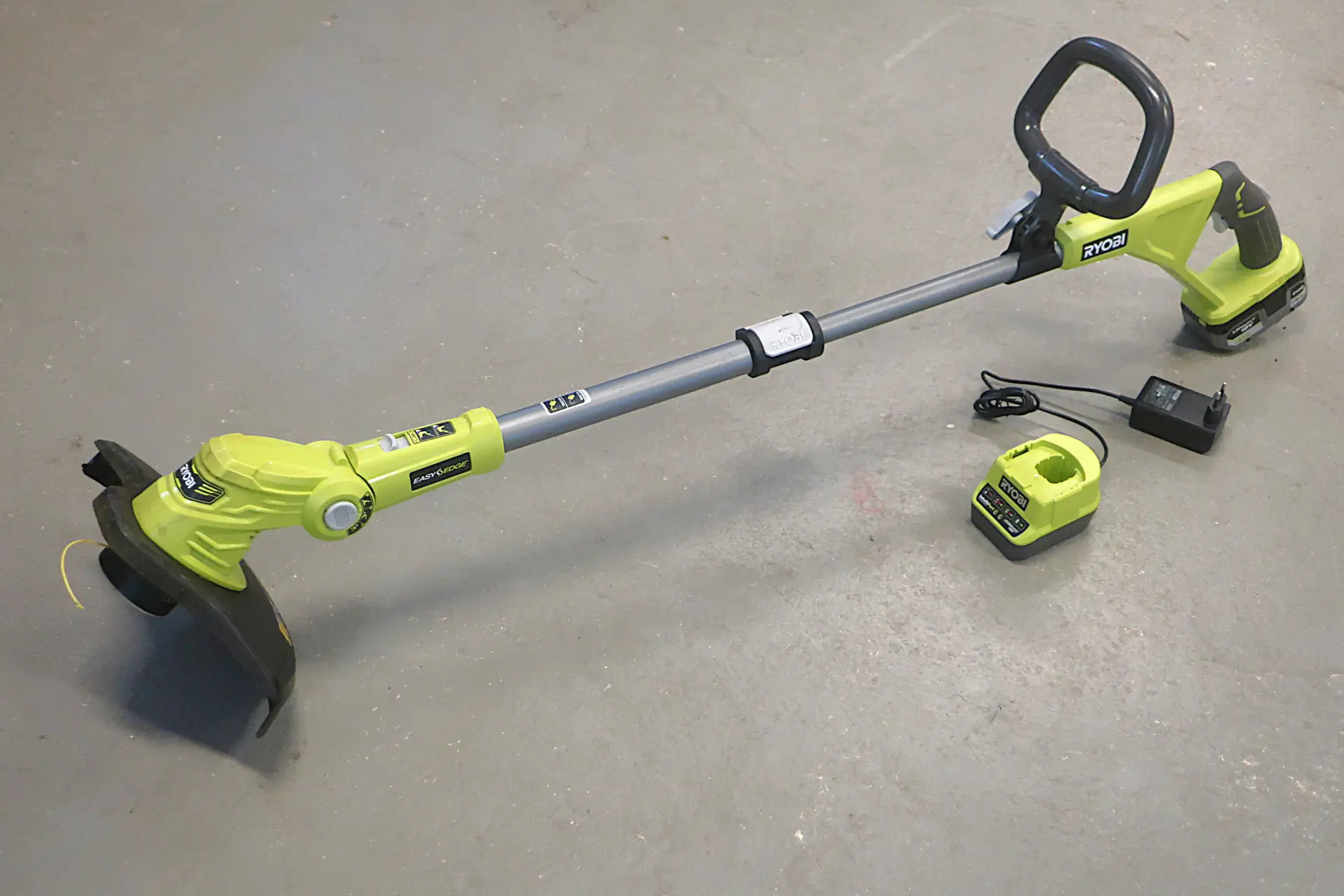 TRIMMER RYOBI