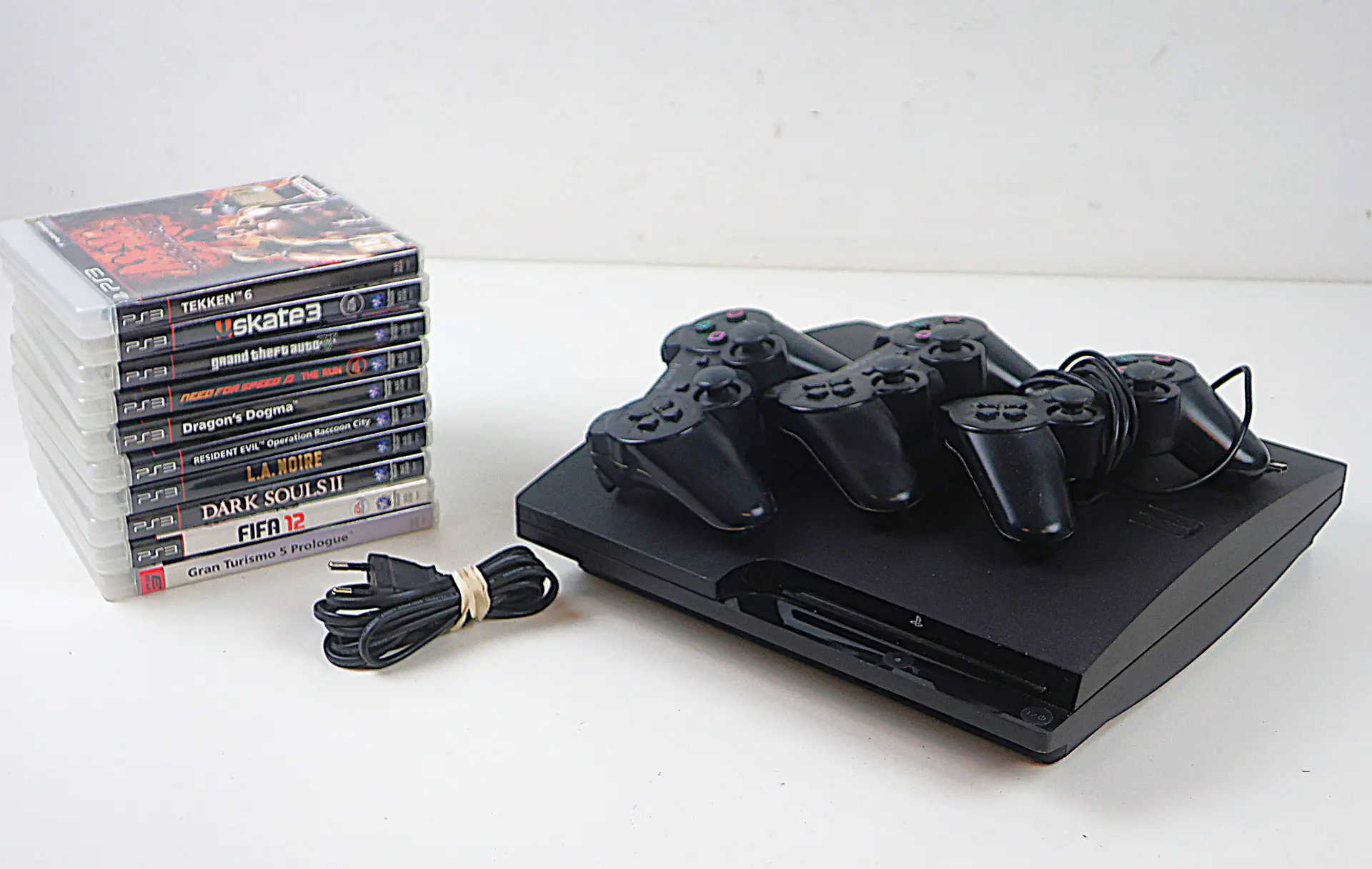 PLAYSTATION 3 MED SPEL