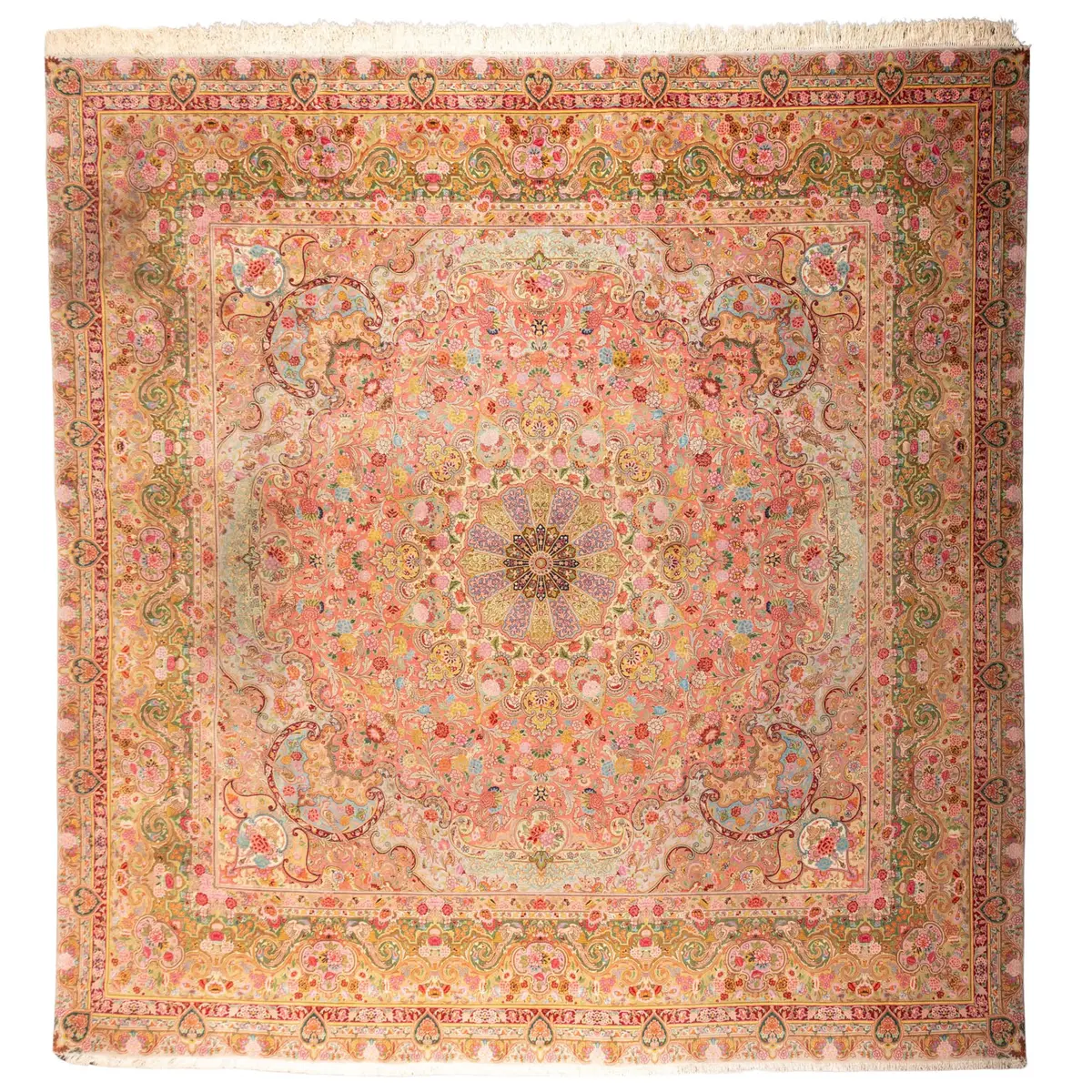 TÄBRIZ "Feiner Täbriz mit Seide" 360 x 345 cm.