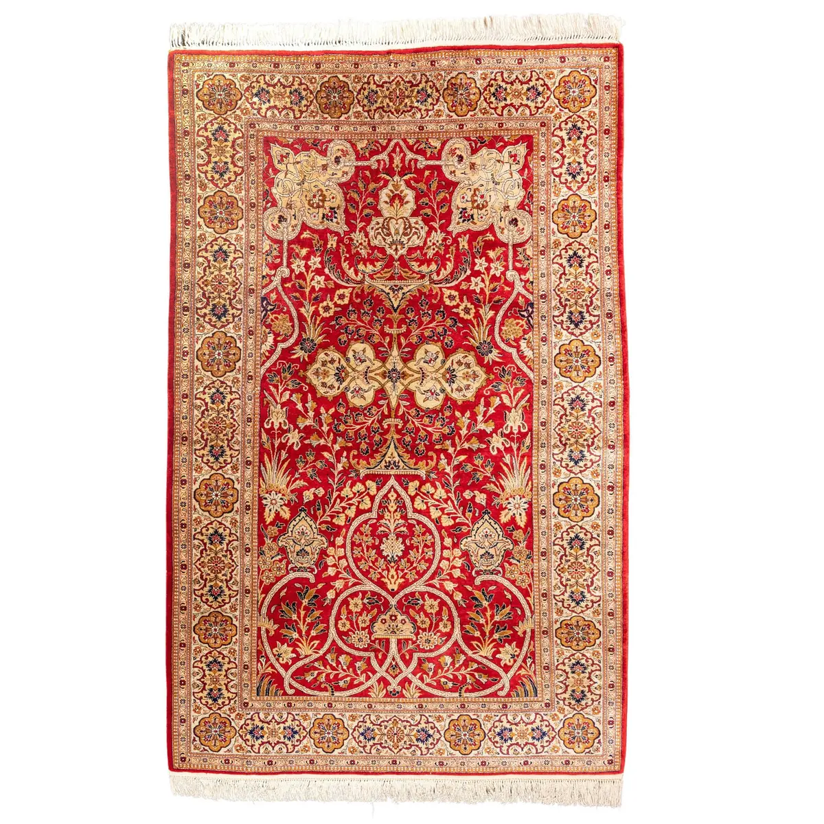 ORIENTTEPPICH, feiner Isfahan oder Kashan "Sherkat-e Farsh" Ca. 242 x 140 cm.