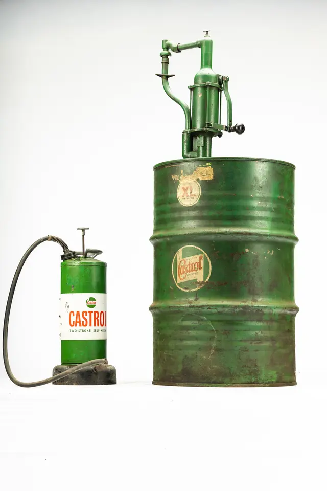 Castrol – Oil drums No reserve