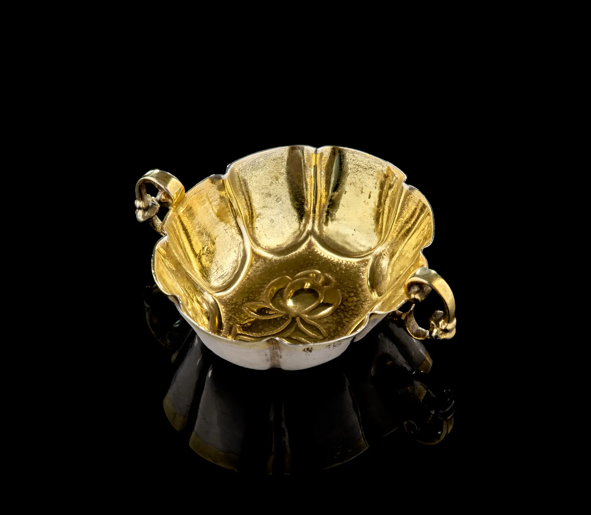 A German parcel-gilt silver miniature wine-taster cup, Johann II.