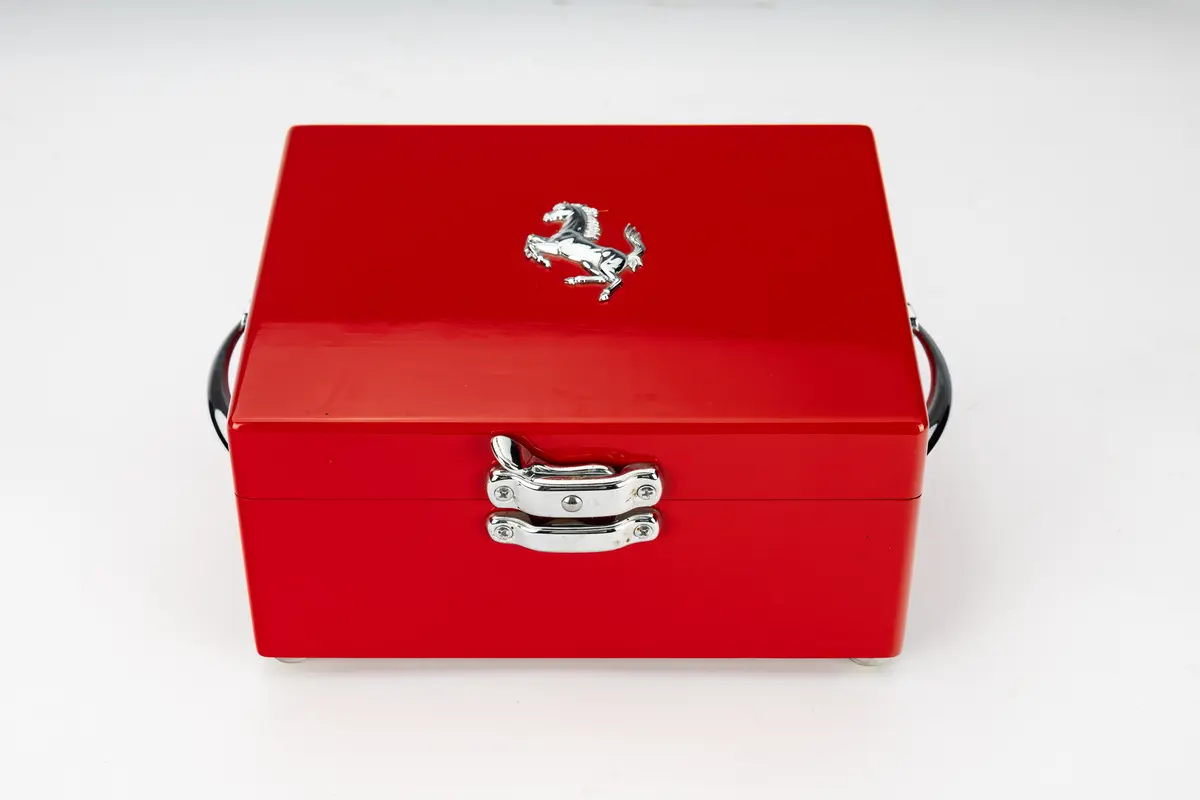 Ferrari – Cigar humidor