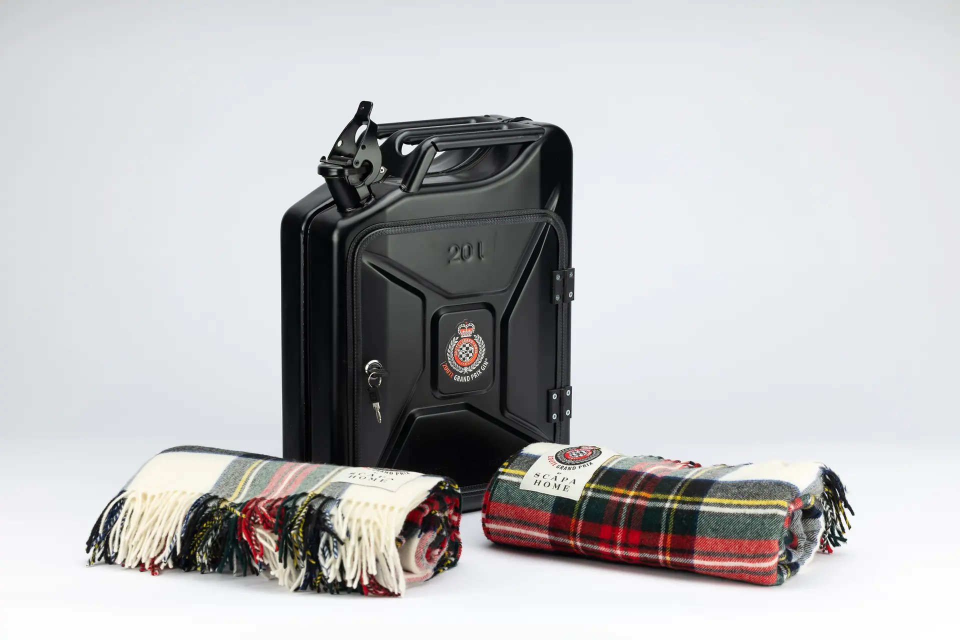 Zoute Grand Prix – Travel bar and blankets No reserve