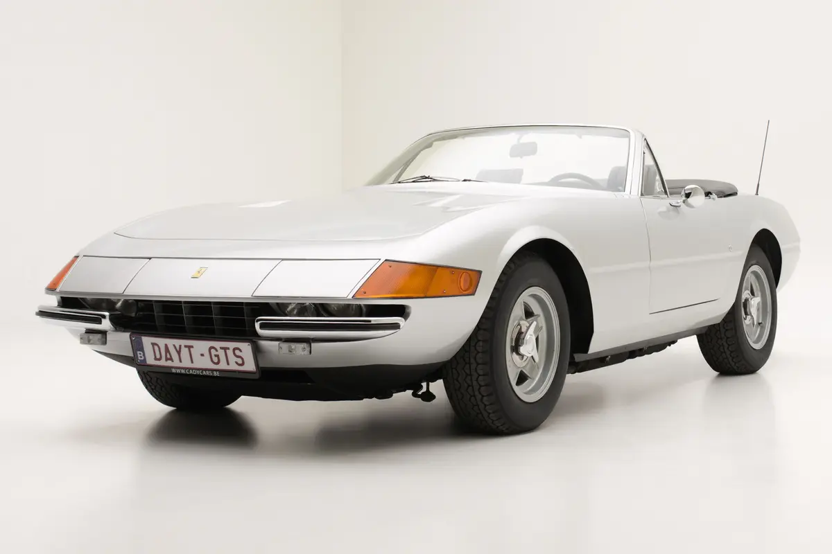 1972 Ferrari 365 GTS/4 Daytona Spider with hardtop
