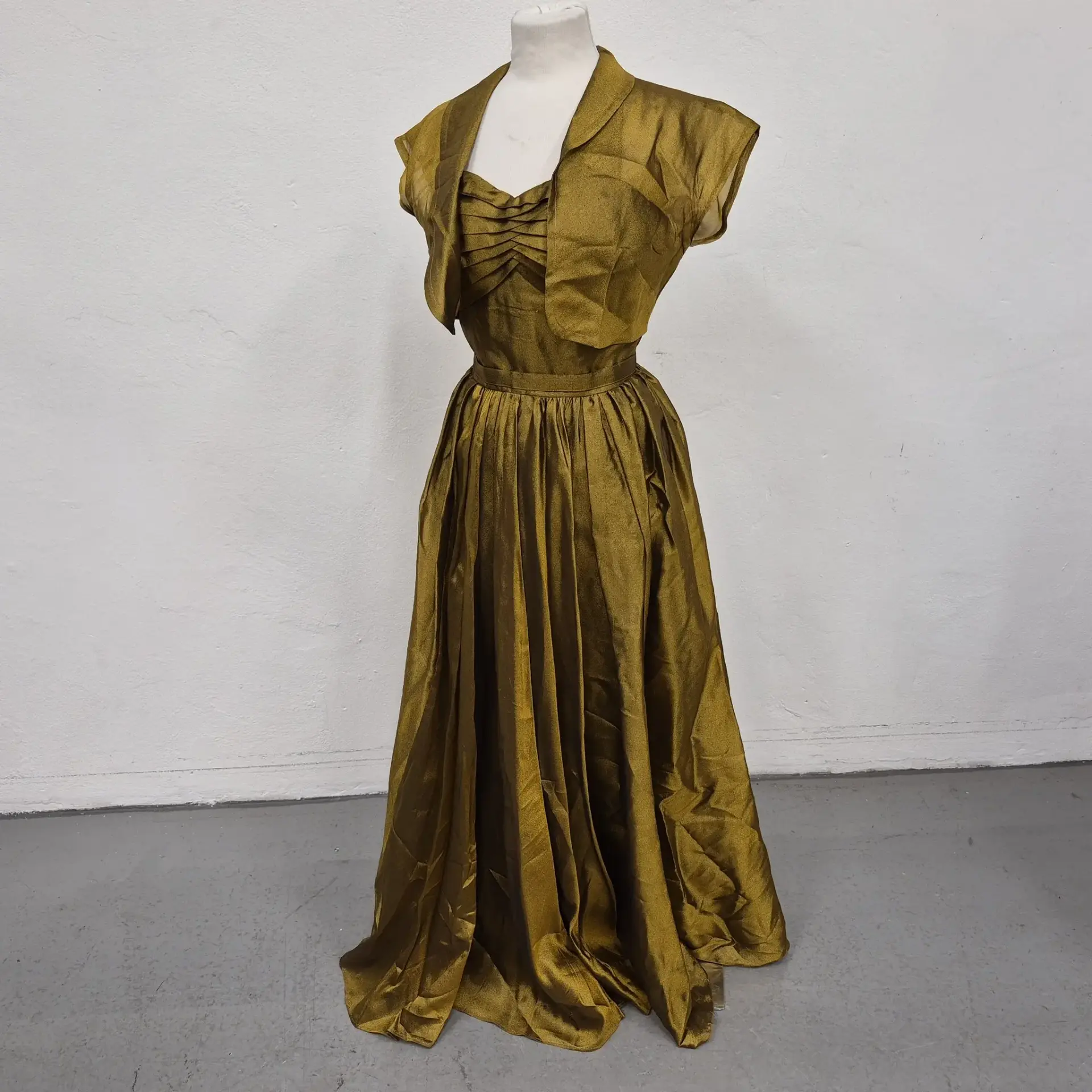 Långklänning i polyester? - Aftonklänning - Vintage