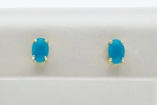 18K Yellow Gold and Turquoise Studs