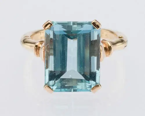 Aquamarine and 14K Gold Ring, Size 8.5