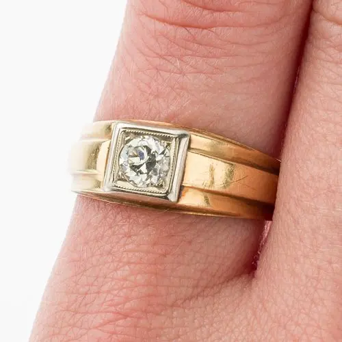 Gentleman's 14K and Diamond Ring, Size 9.75