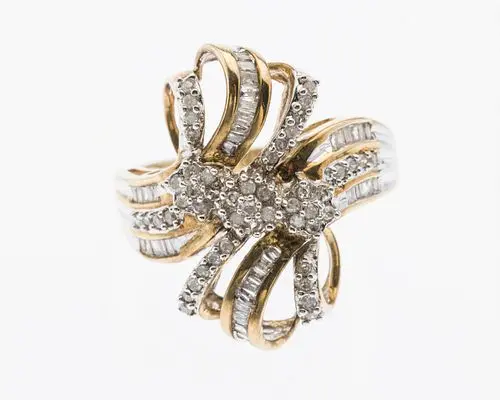 Vintage 10K Gold and Diamond Ring, Size 7.5