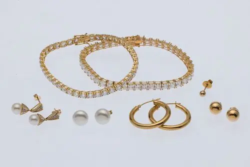 Group of 14K Gold and Gold-Tone Jewelry, 6 pcs.