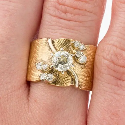 14K Gold Wide Band Diamond Ring, Size 6.75