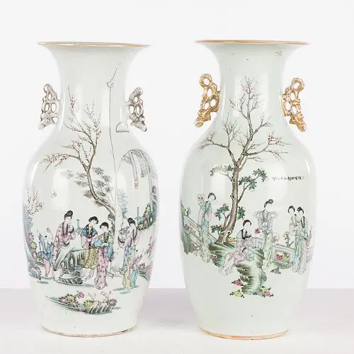 Pair of Chinese Porcelain Vases, First Half 20th C