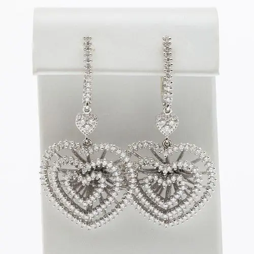 18K Gold and Diamond Heart Earrings