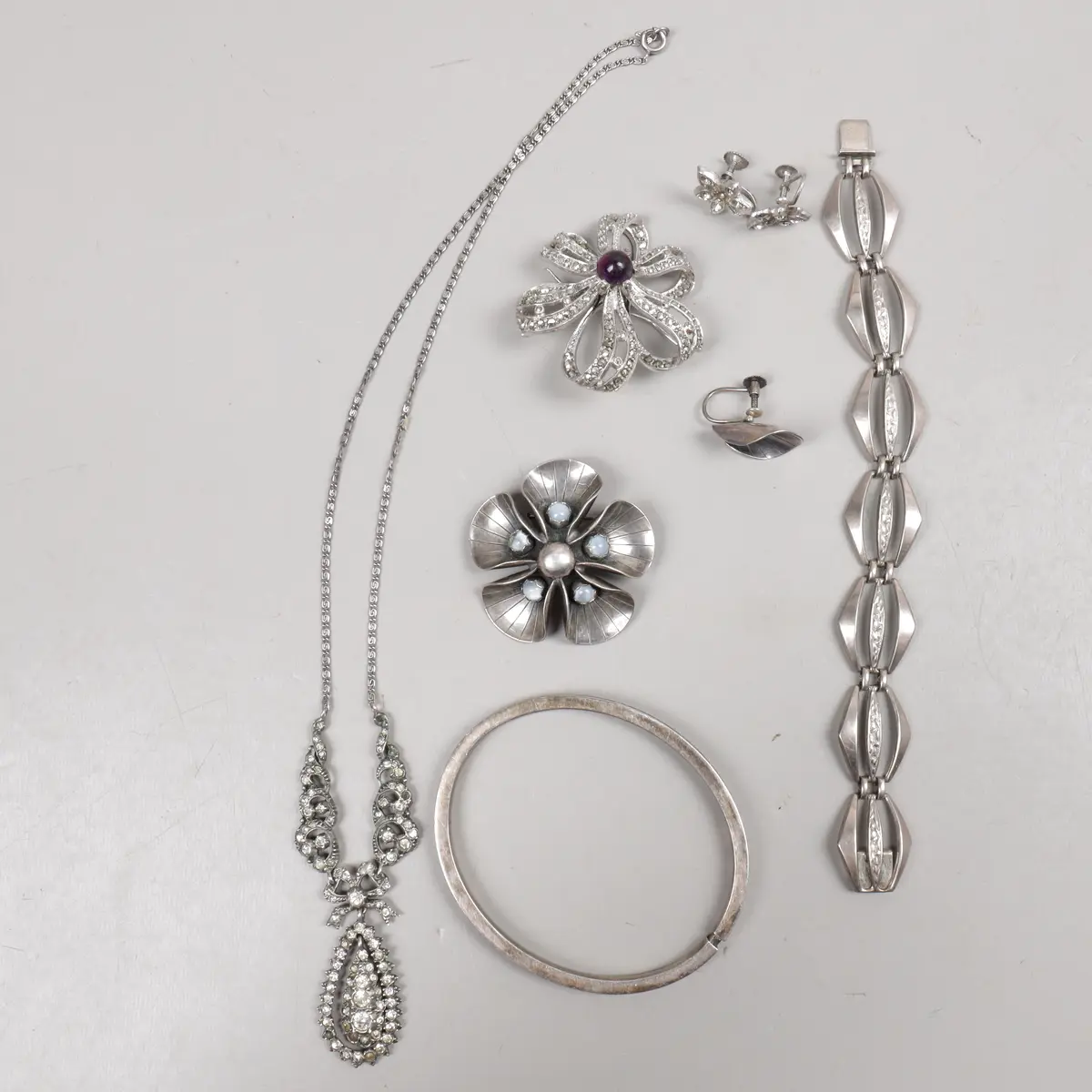 SMYCKEN, silver, totalvikt 76 gram.
