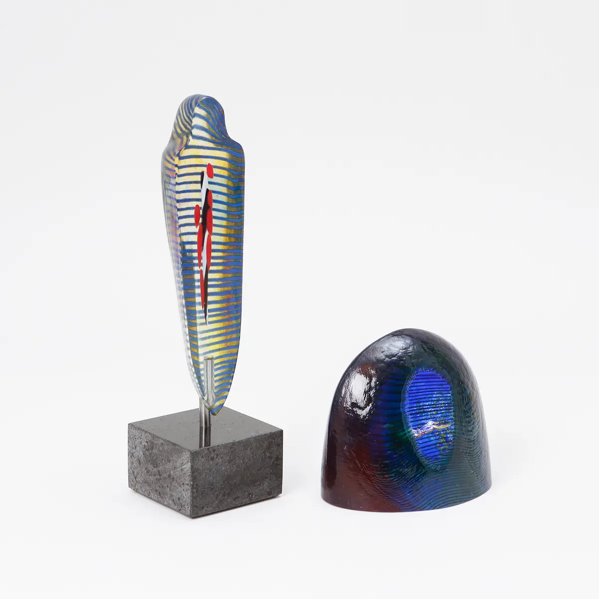 BERTIL VALLIEN. Skulpturer, 2 st, glas, Kosta Boda, Atelier.