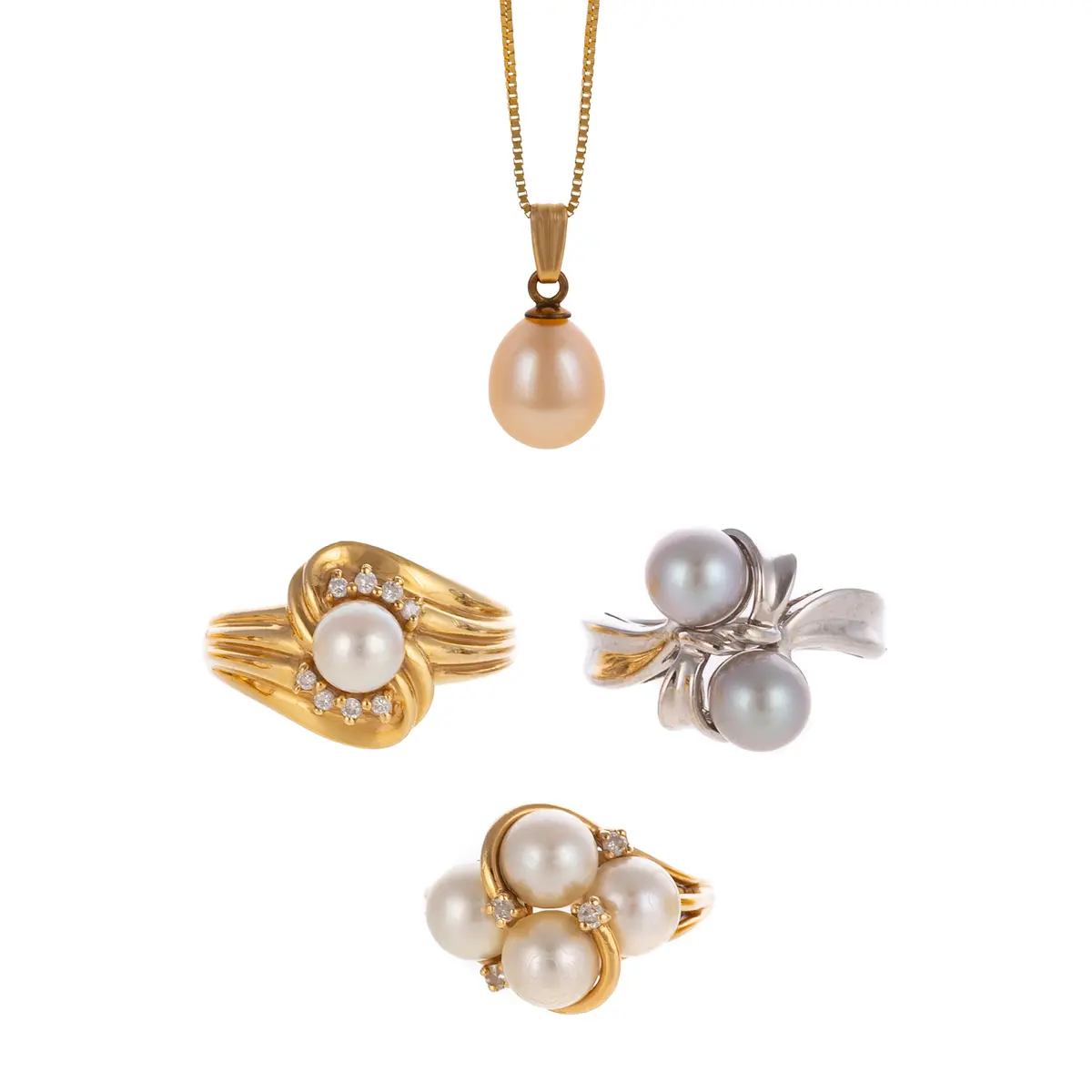 A Trio of Pearl Rings & Pendant Necklace in 14K