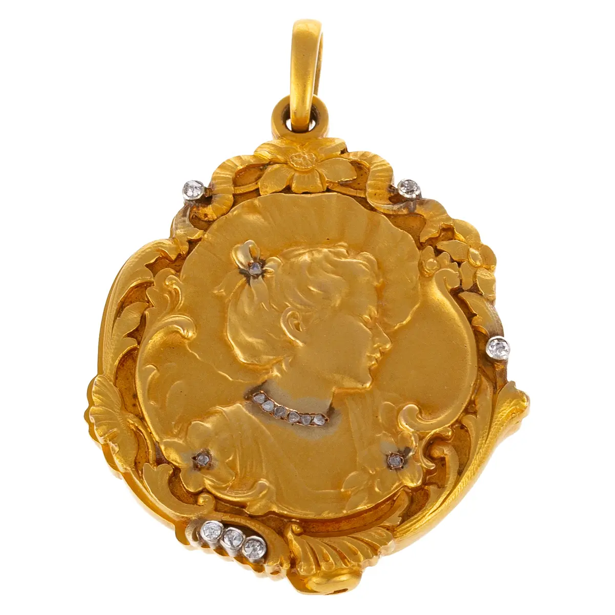 An Art Nouveau Slide Locket with Diamonds in 18K