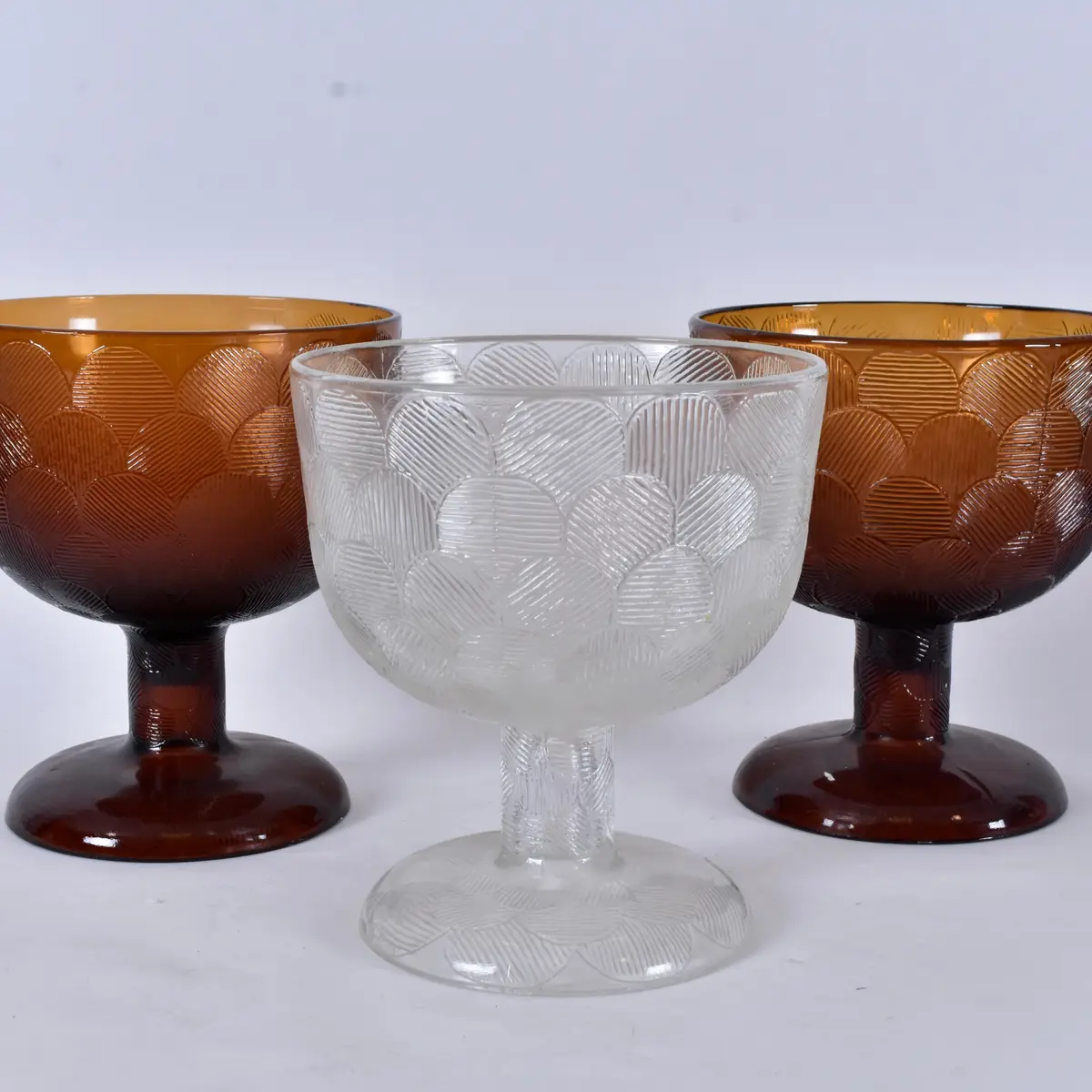 HEIKKI ORVOLA. skålar på fot, 3 st, Iittala "Miranda".