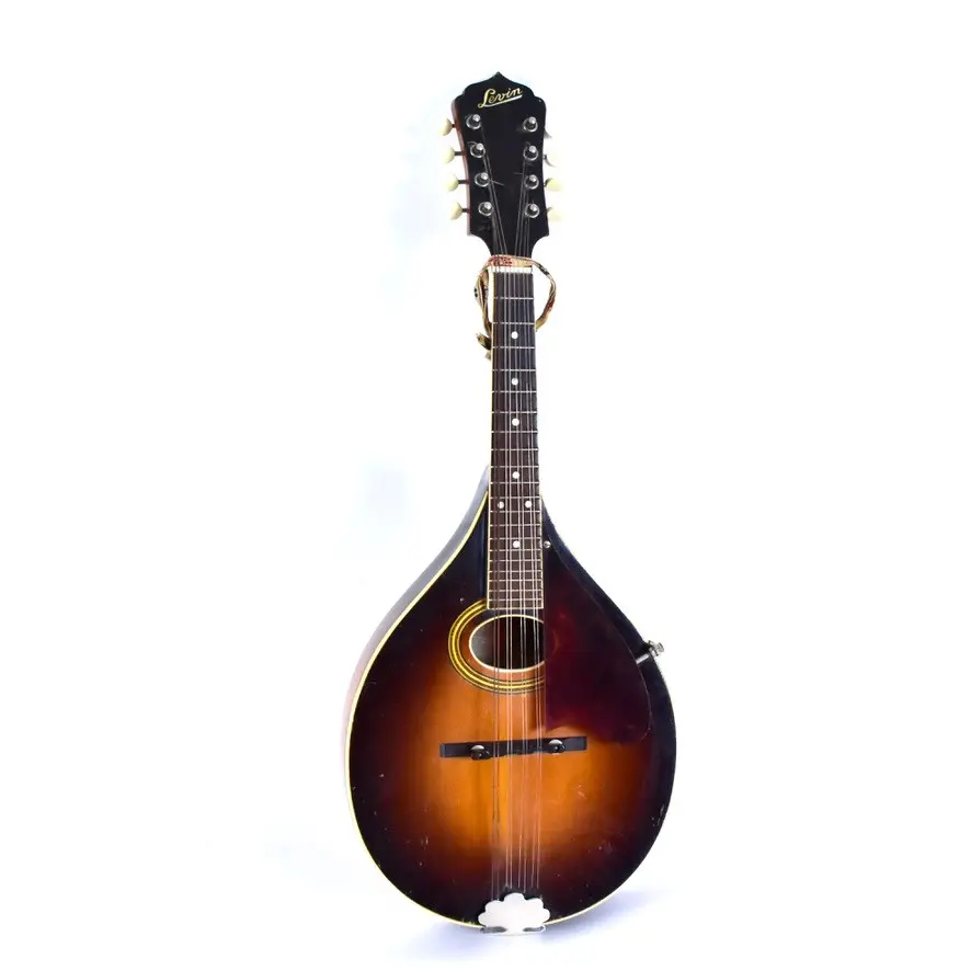 MANDOLIN, Levin, serienummer 105012 (1937).