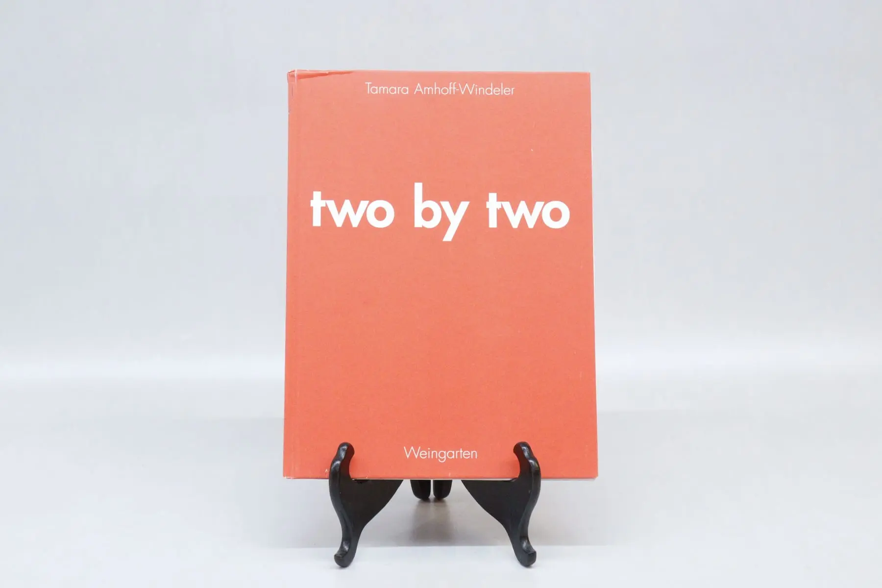 Bok, "Two by two", Tamara Amhoff-Windeler, Weingarten