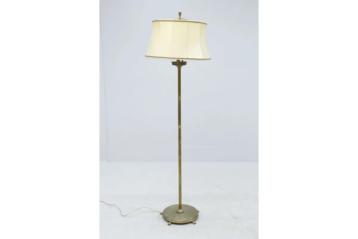 Golvlampa med 3 ljuspunkter
