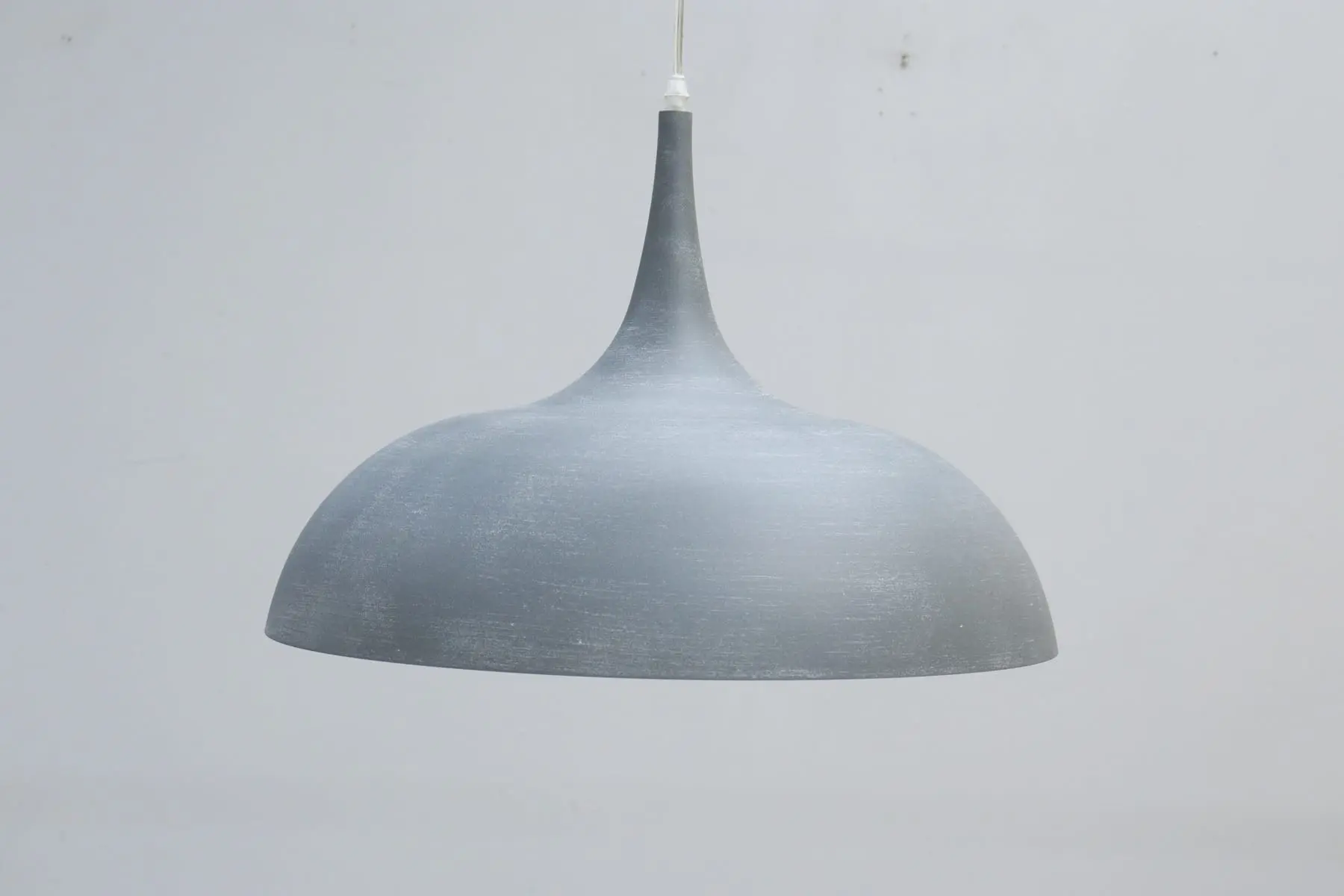 Taklampa, metall