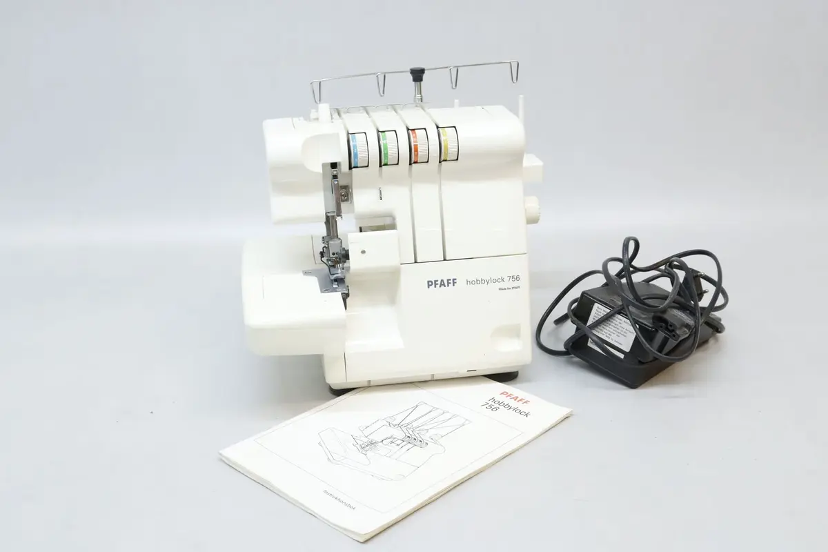 Overlockmaskin, Pfaff Hobbylock 756