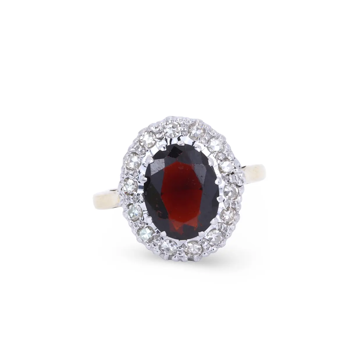 18CT GOLD GARNET & DIAMOND RING.