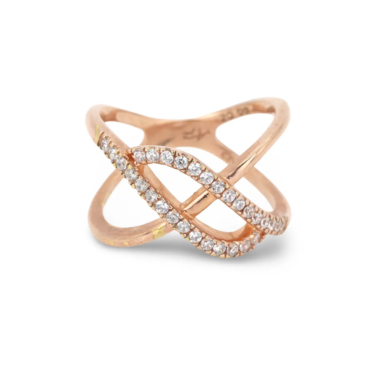 SILVER GILT STONE SET RING.