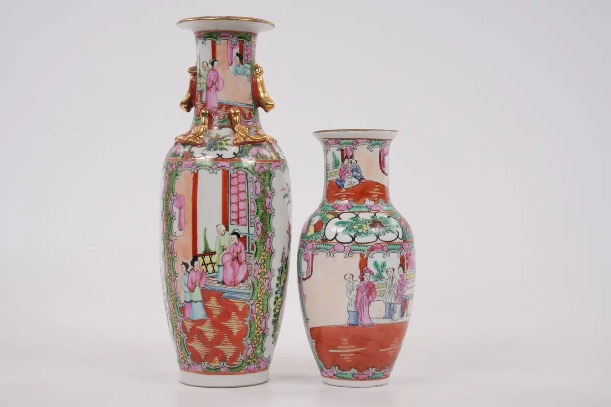VASER, 2 st, porslin, Kina, 1900-tal