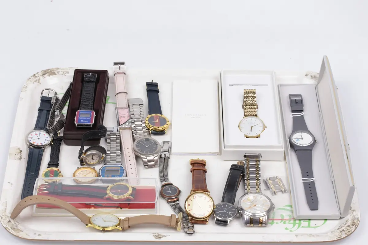 PARTI med armbandsur, bl.a. Rosefield, GHW