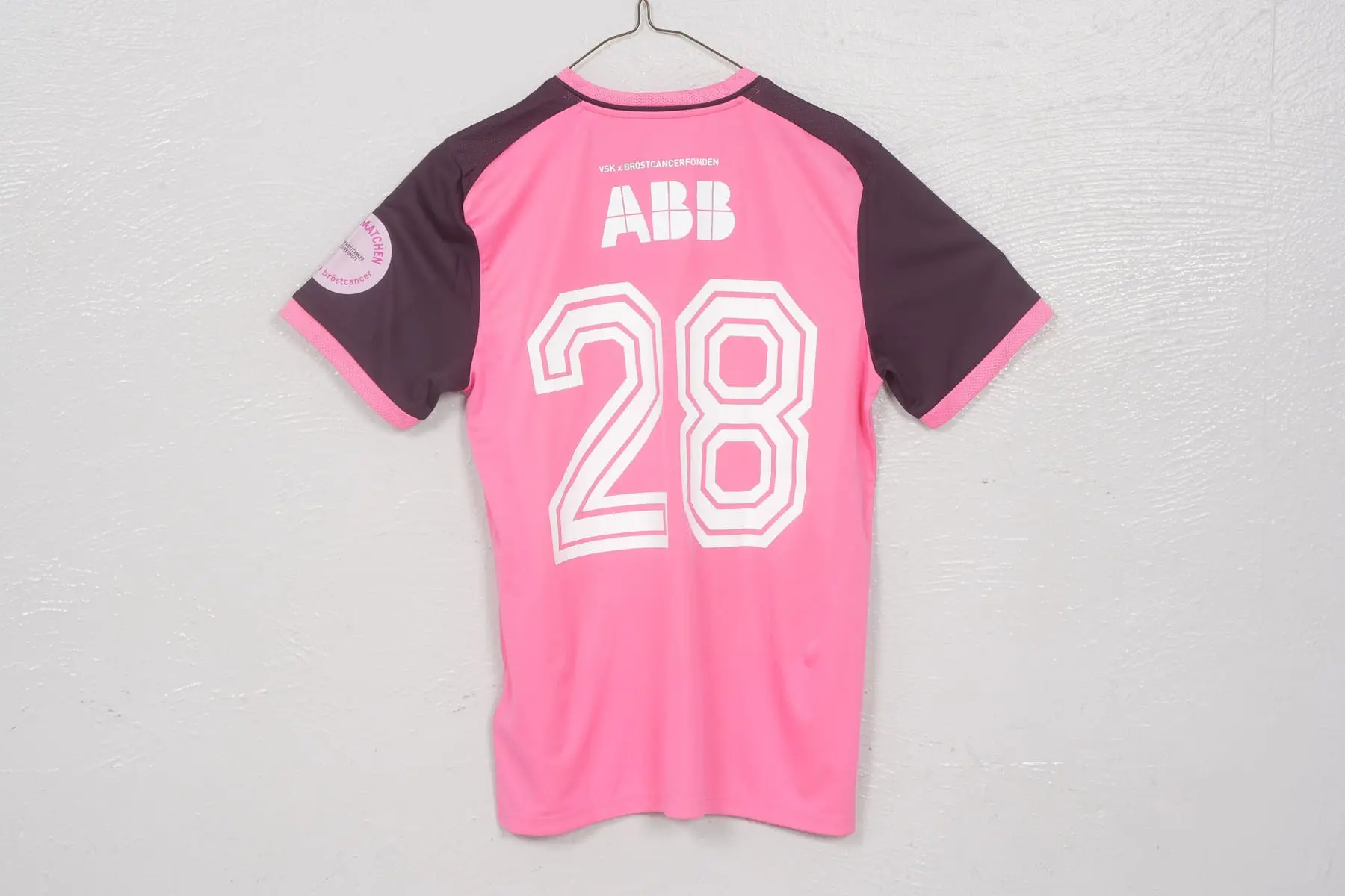 MATCHTRÖJA #28, (M), "Rosa matchen", VSK Fotboll, 2026